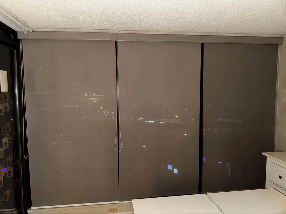 MAKE OFFER! Hunter Douglas Roller Blinds - Set of 3 - photo 4