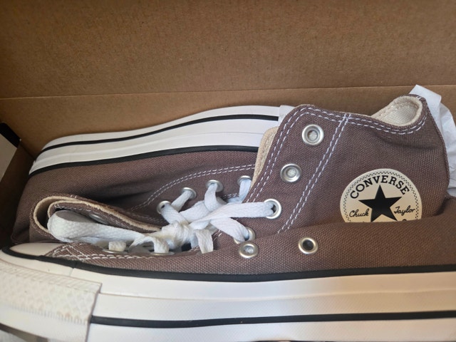 Converse Hightop Taupe