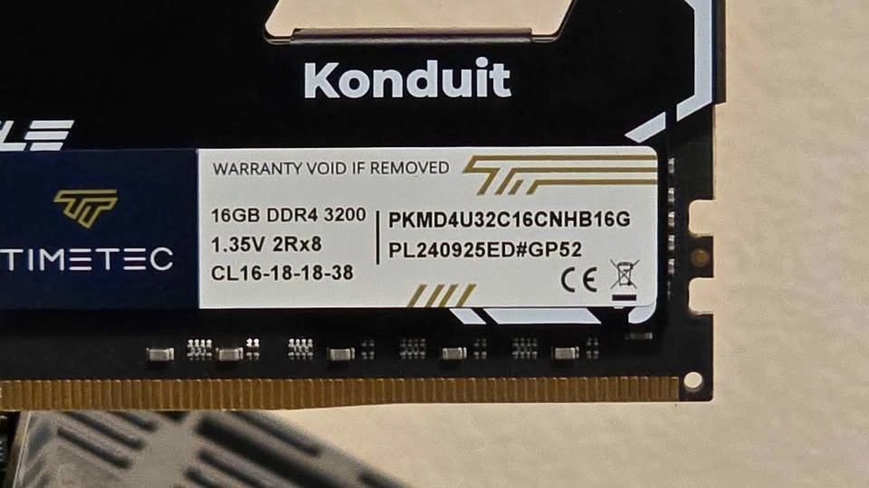 32GB DDR4 3200MHz RAM (2x16GB) CL16-18-18-38 - photo 2