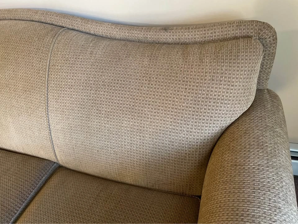 Comfortable sofa with cushions and cover - photo 3