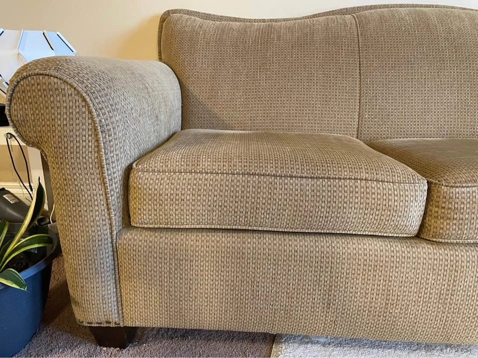Comfortable sofa with cushions and cover - photo 5