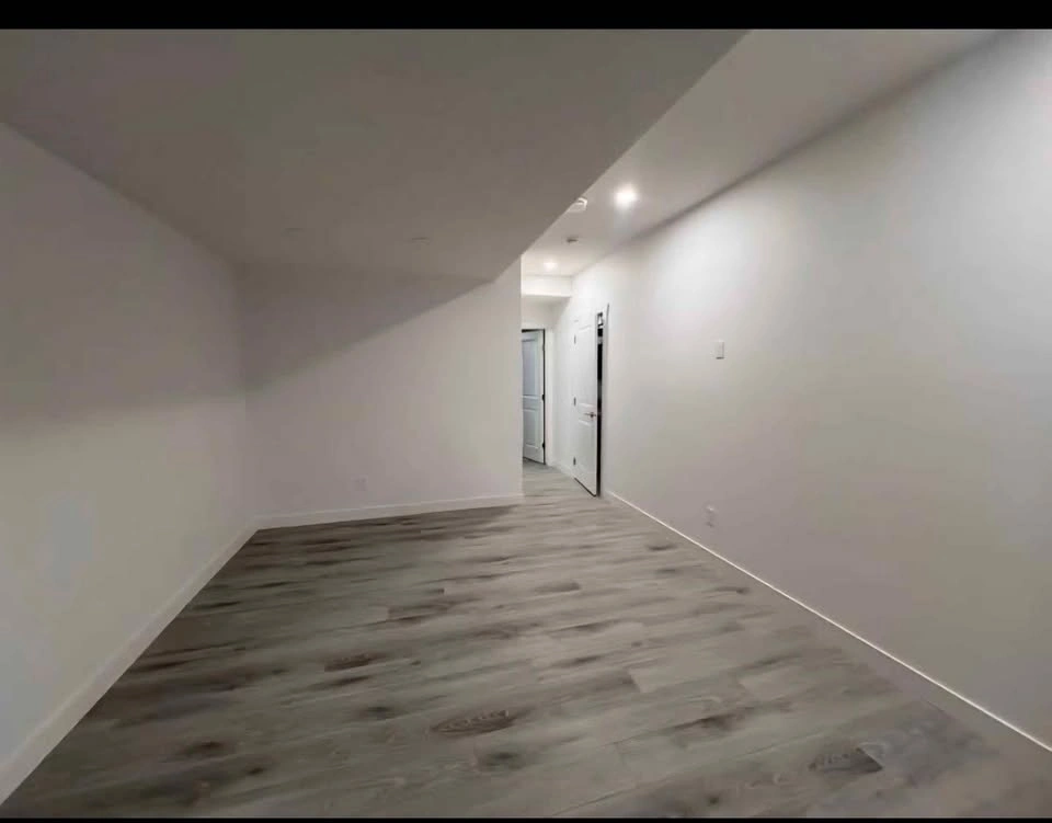 1 Bed 1 Bath - House - photo 3