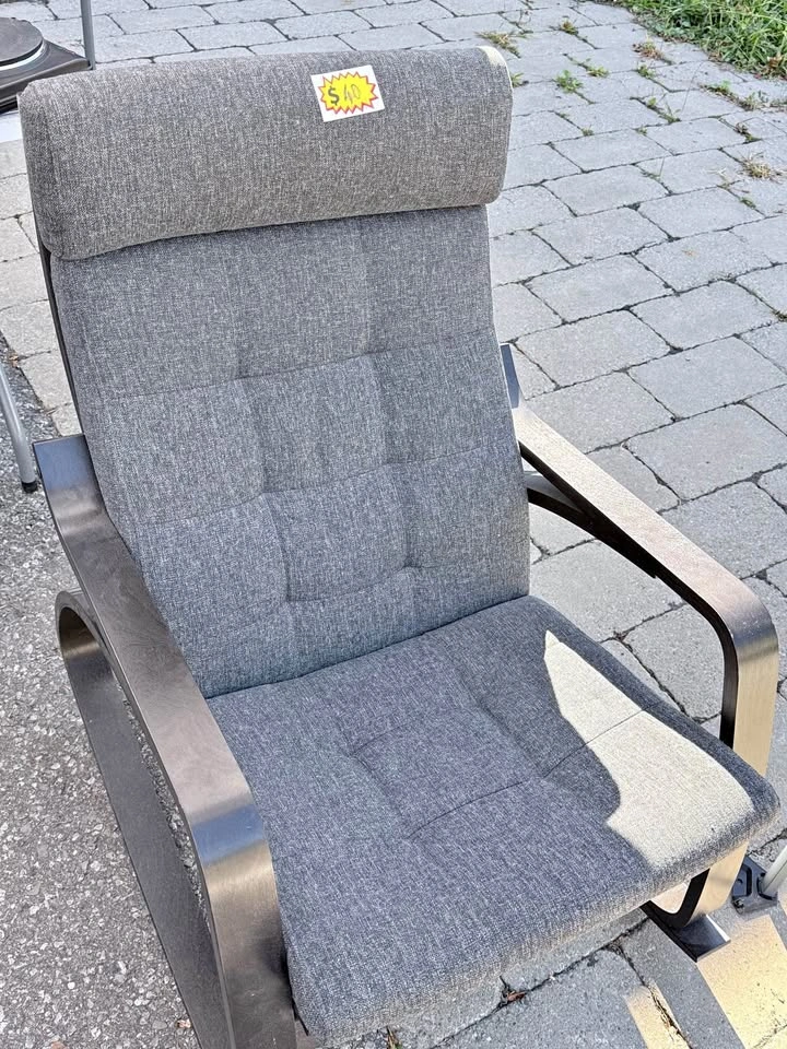 IKEA Poäng Armchair – Dark Grey / Excellent Condition