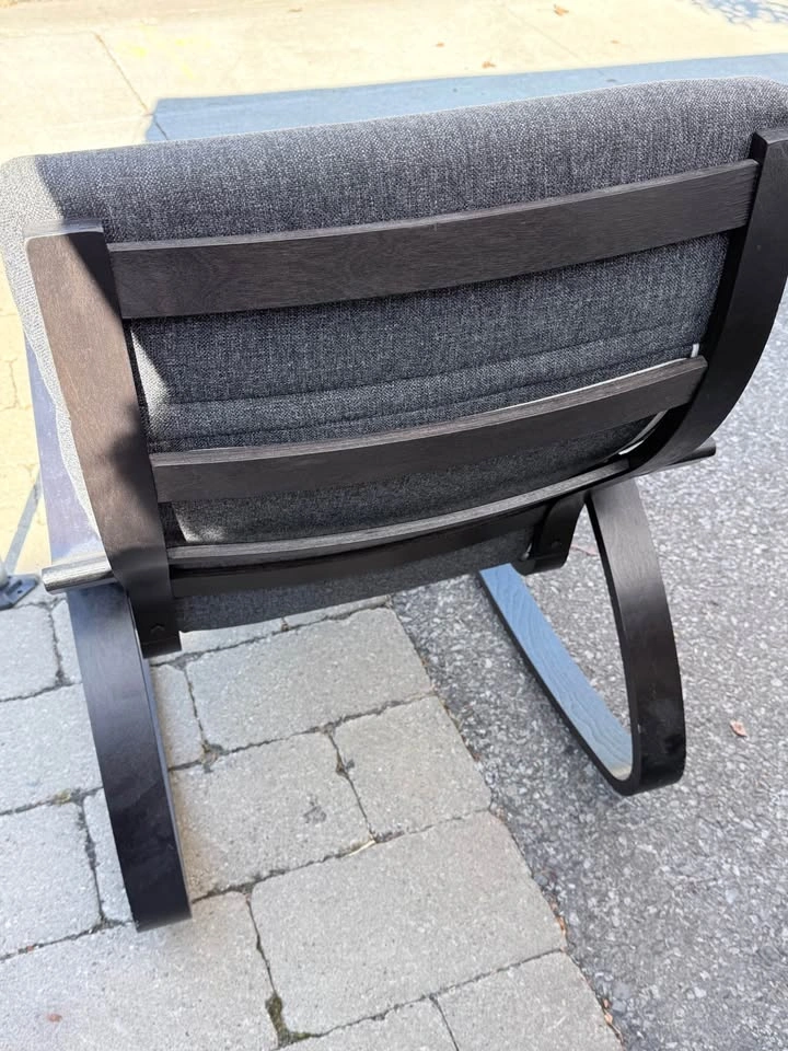 IKEA Poäng Armchair – Dark Grey / Excellent Condition - photo 2
