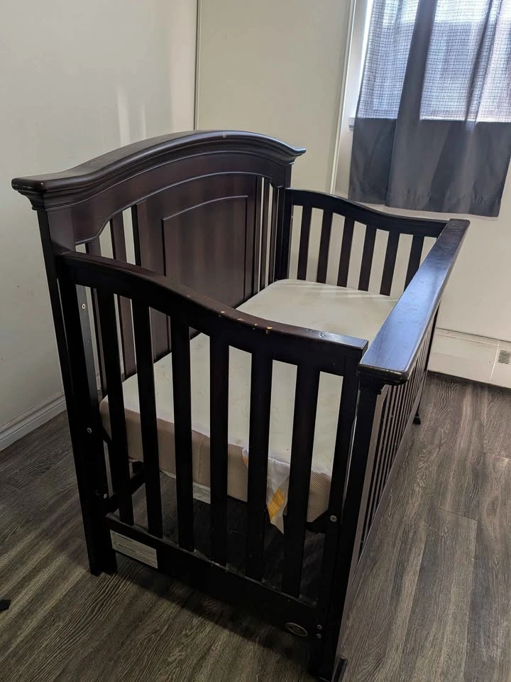 Baby Caché Windsor 4-in-1 Convertible Crib + Mattress - photo 2