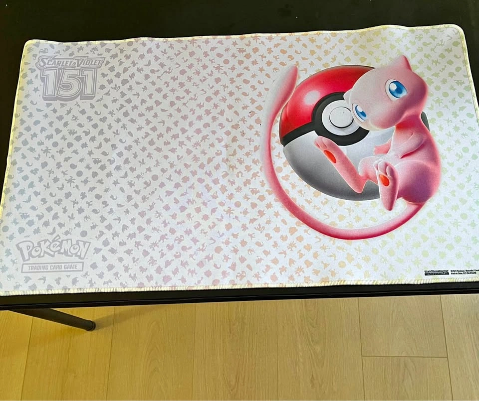 Pokémon Scarlet & Violet 151 Mew Mouse and Keyboard Mat
