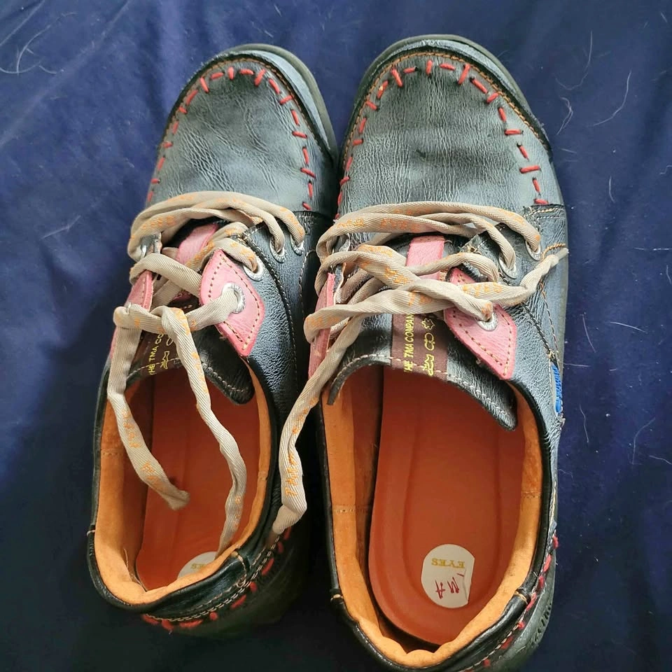 Wide toebox shoe