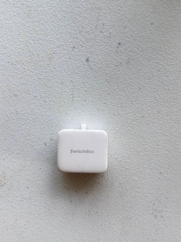 Switch Bot - photo 2