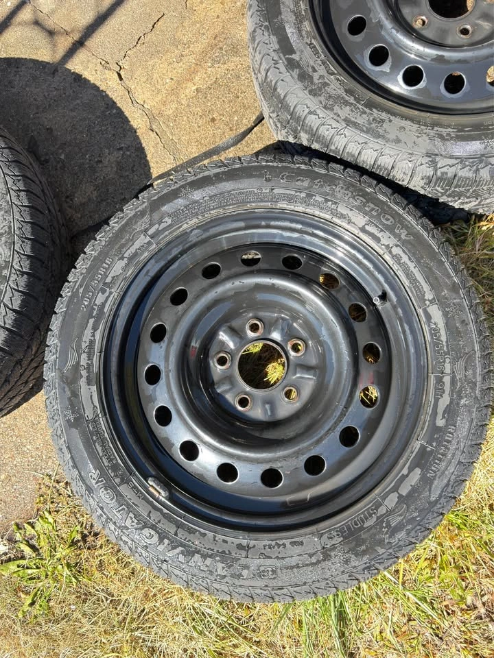 Winter Tires with Rims - photo 3