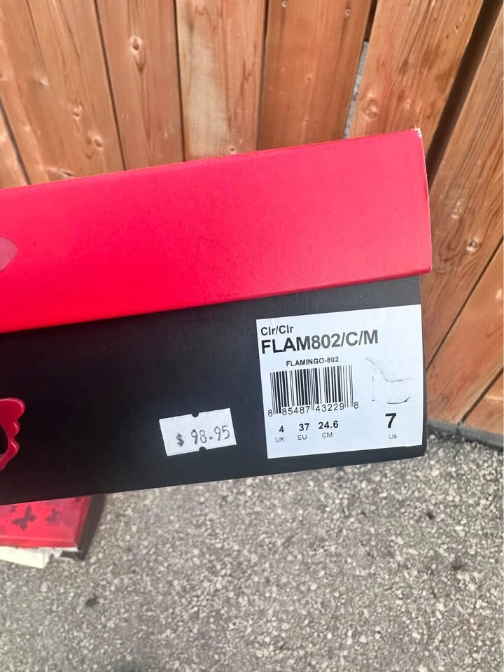 Pleasers size 7 clear double strap