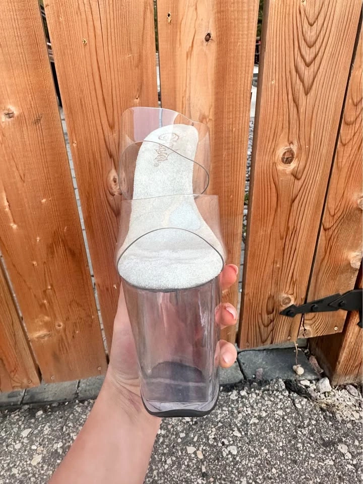 Pleasers size 7 clear double strap - photo 4