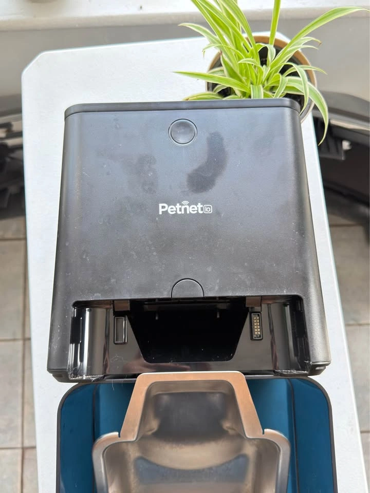 PetNet Automatic Cat and Dog Feeder - photo 3