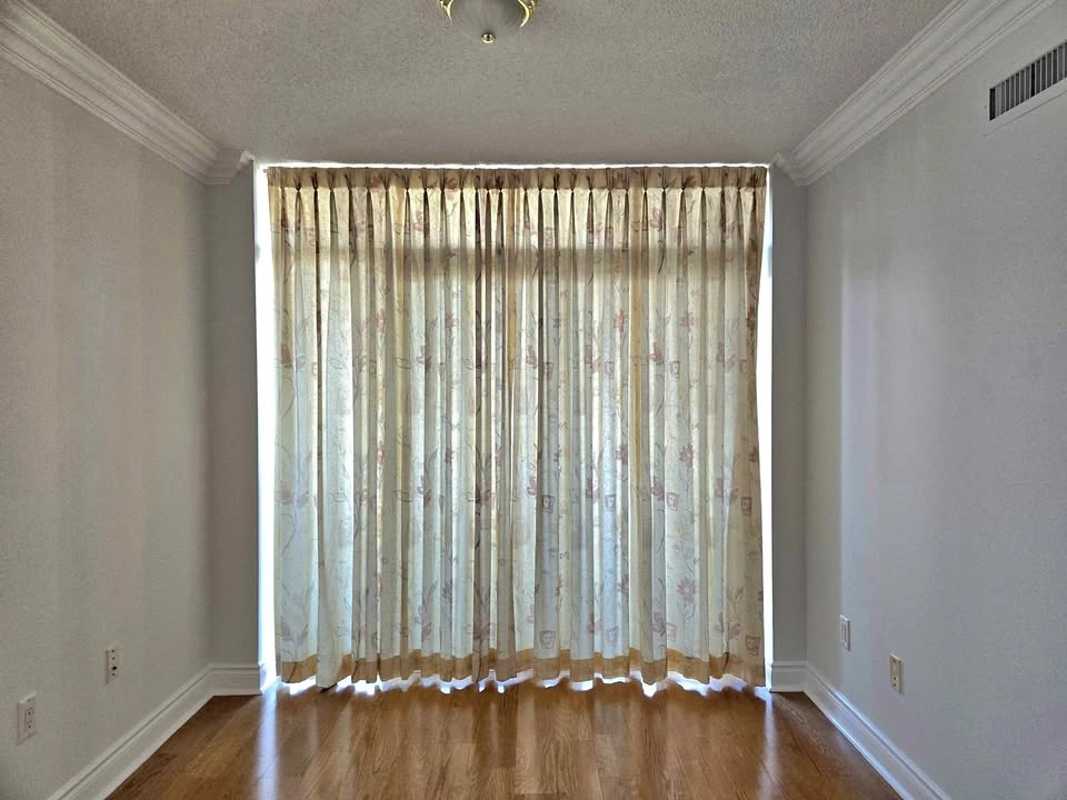 Floral Pinch Pleat Curtains Set