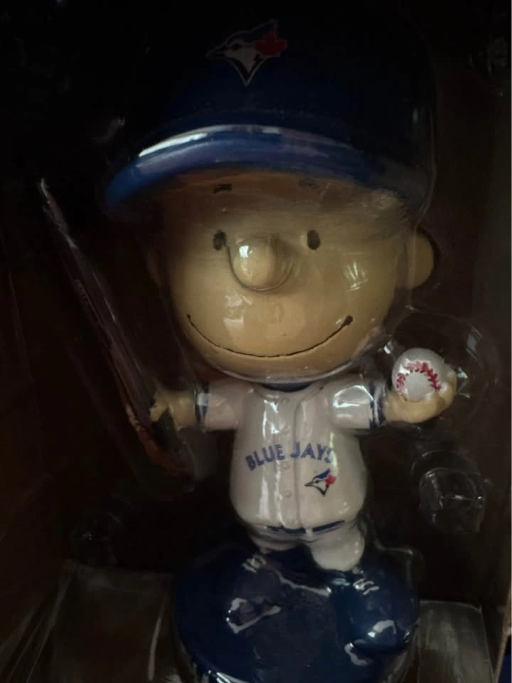 Toronto Blue Jays Charlie Brown Bobblehead - photo 4