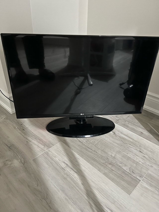 32-inch 720p HD LED television 32LH500B - photo 2