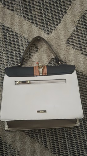 LADIES ALDO DESIGNER HANDBAG IN MINT CONDITION - photo 3