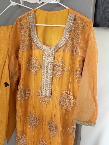 2-Piece Indian Pak Suit - Embroidered Top & Ankle Pants (42) - photo 2