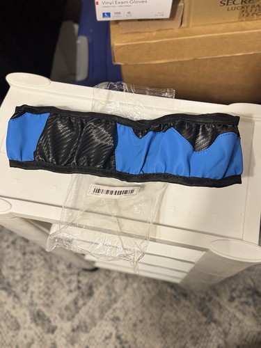 BRAND NEW ADJUSTABLE STEERING WHEEL COVER - photo 2