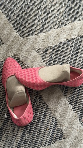 Womens Flat Casual Pink Shoes Size 7