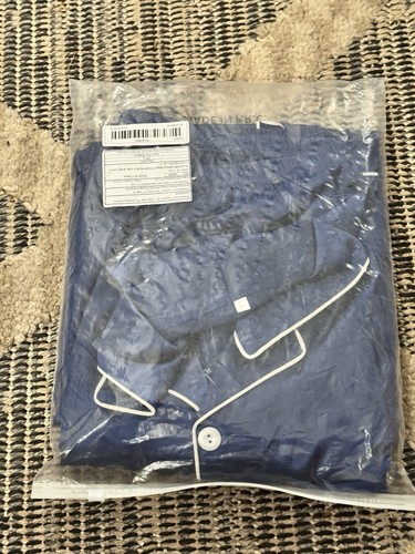 Unisex Two Piece Silky Pajama Set - Blue - Large - New