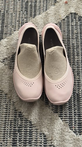 Womens Lissom Flat Shoes Size 8 - photo 3