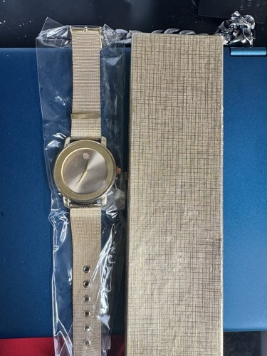 UNISEX QUARTZ WRISTWATCH IN AN ALL GOLD DIAL - photo 5