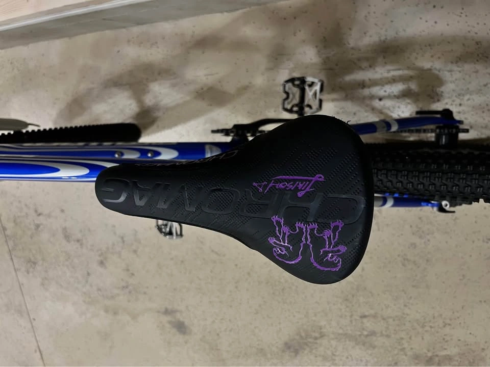Specialized Rockhopper Mountain Bike + Random parts - photo 3