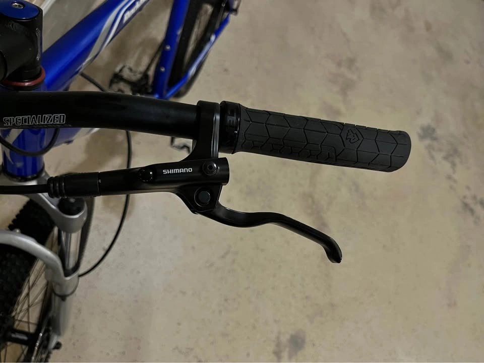 Specialized Rockhopper Mountain Bike + Random parts - photo 4
