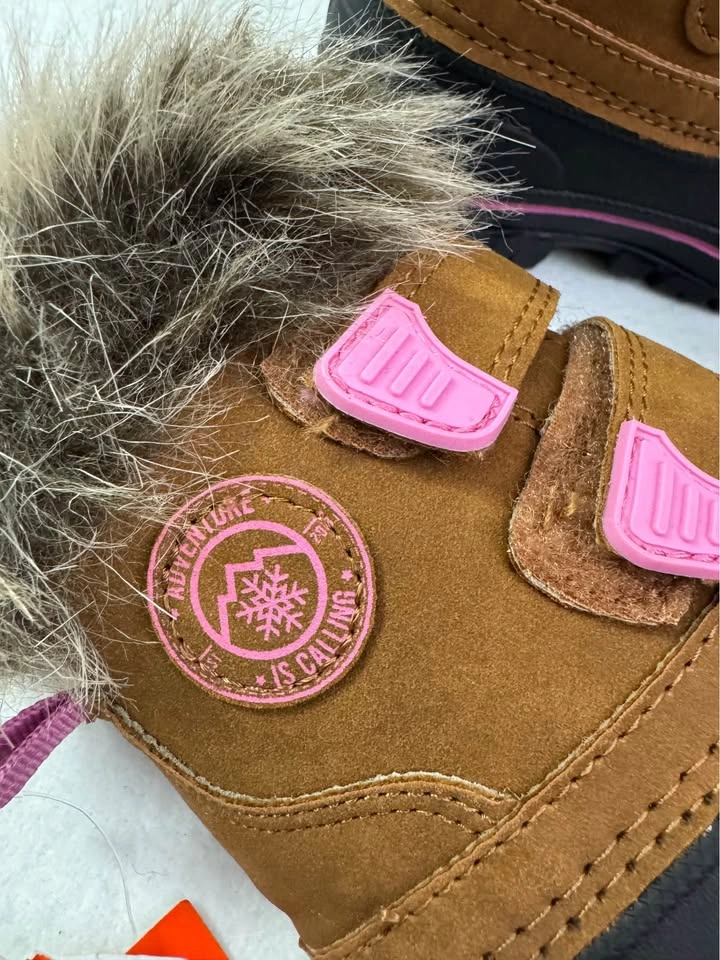 NEW Joe Fresh Girls Toddler Winter Boots - Size 7 - photo 3