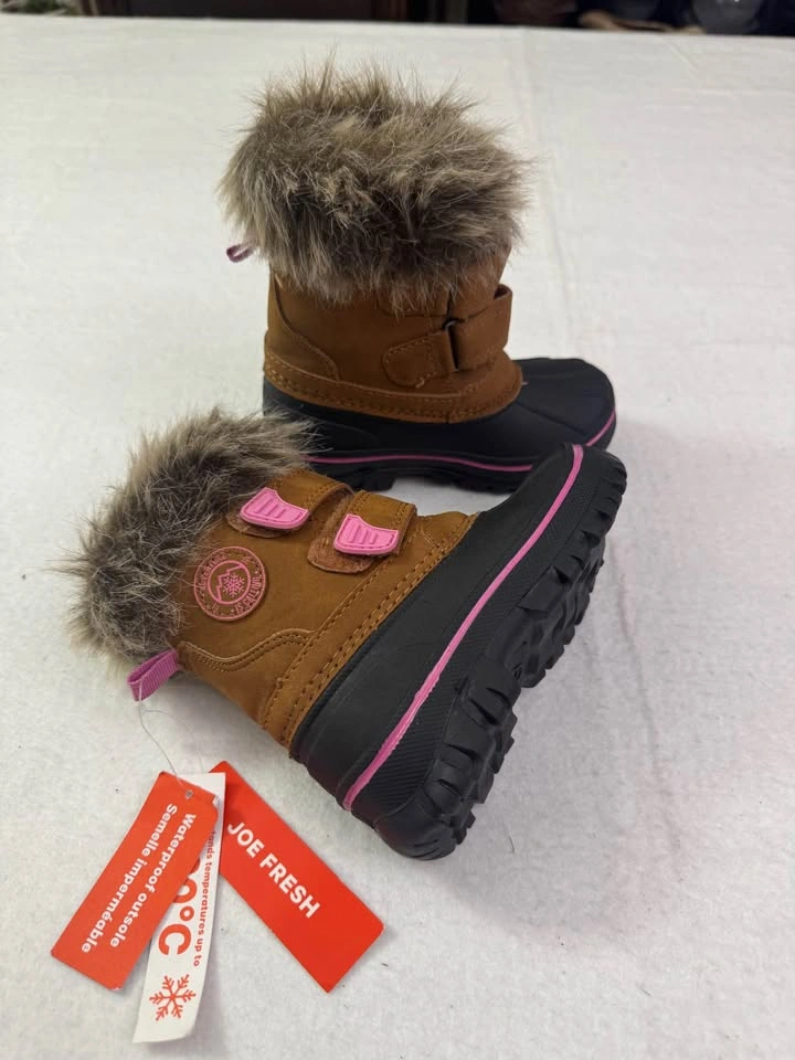 NEW Joe Fresh Girls Toddler Winter Boots - Size 7 - photo 4