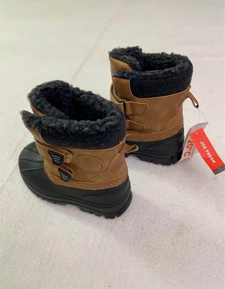 NEW Joe Fresh Toddler Boys Girls Winter Snow Boots Size 7 - photo 2