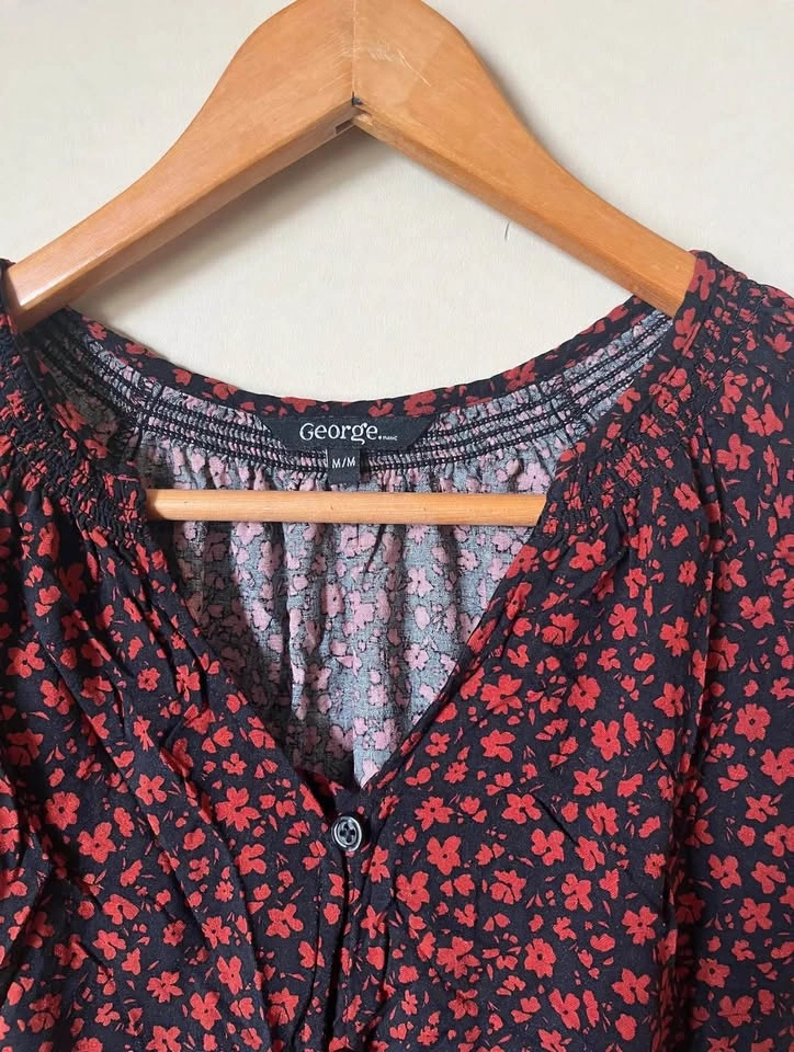 George Black & Red Floral Midi Dress – Short Sleeve – Size M - photo 2