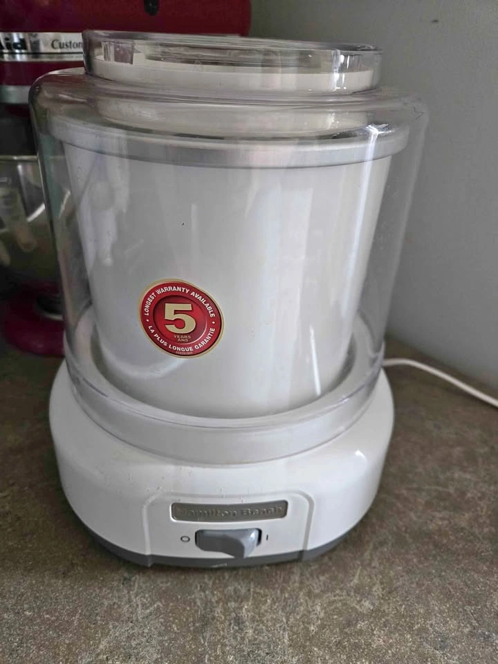 Ice cream maker
