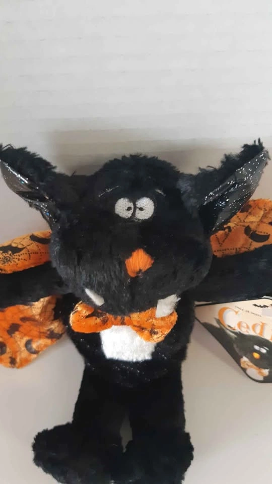 Vintage Sears Cedric the Bat Halloween Plush 1984 - photo 2
