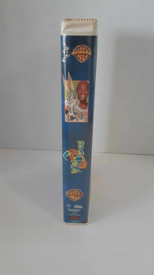 Space Jam VHS Tape with Michael Jordan Commemorative Coin - photo 3