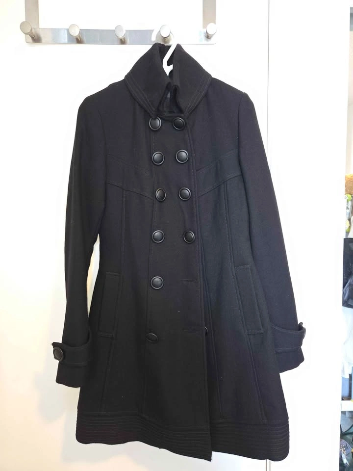 Classic Black Double-Breasted Vintage-Style Coat - photo 2