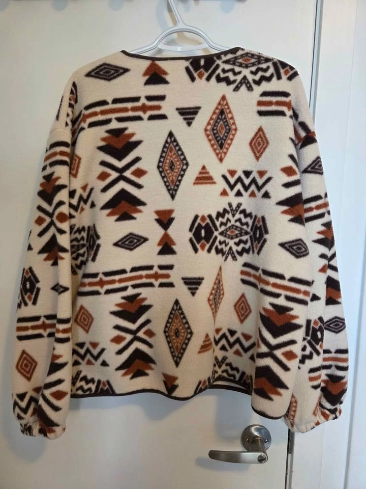 Cozy Geometric Tribal Pattern Fleece Cardigan - photo 2