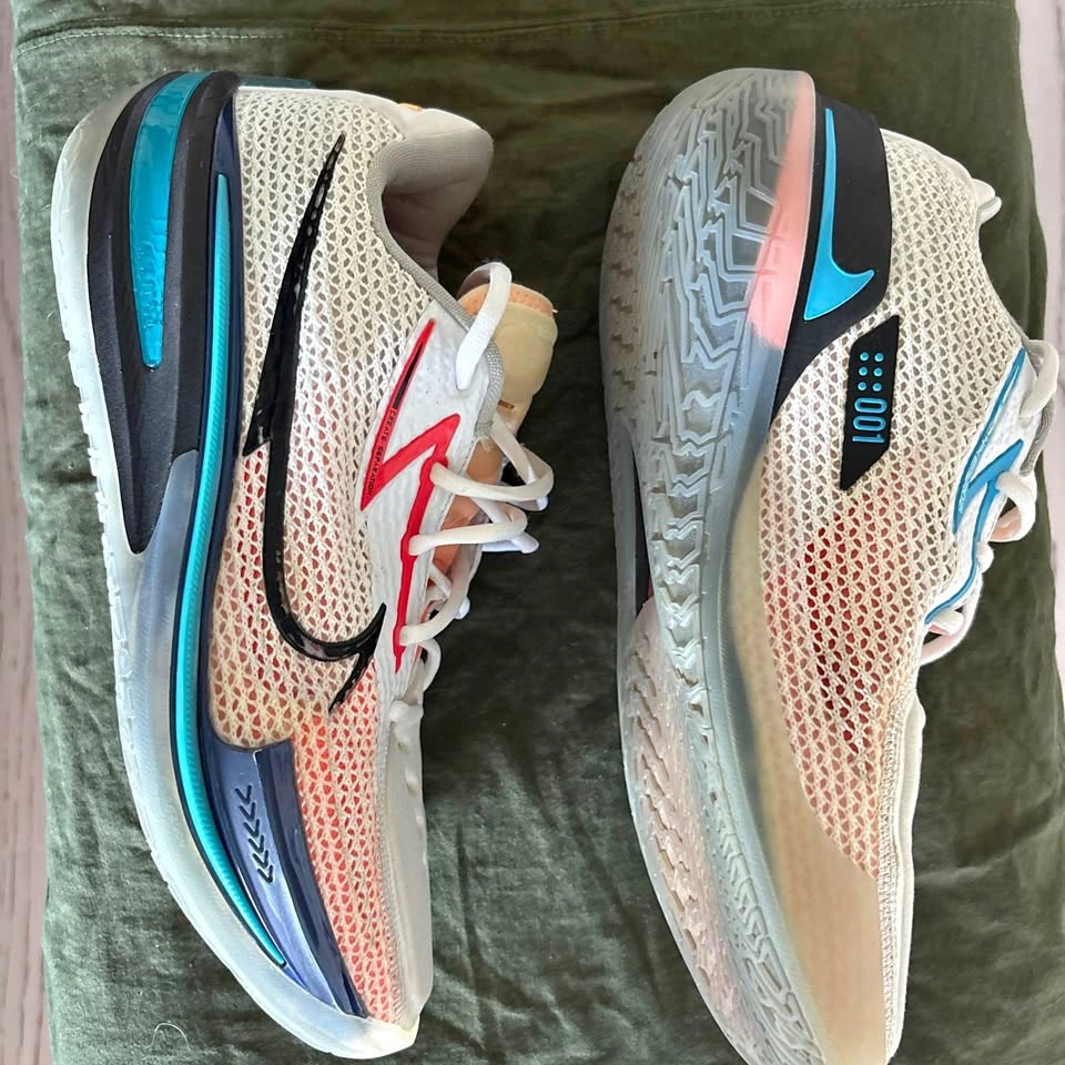 Size 9.5 2021 Nike Air Zoom G.T. Cut Basketball Shoes