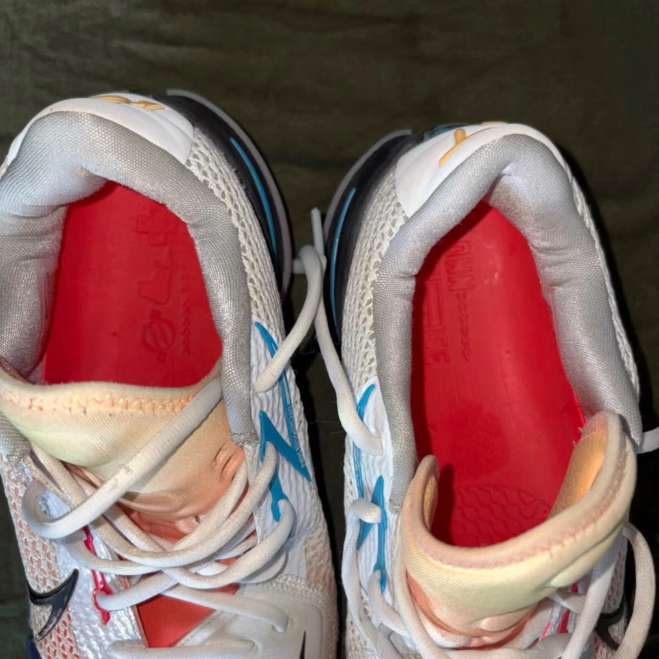 Size 9.5 2021 Nike Air Zoom G.T. Cut Basketball Shoes - photo 3