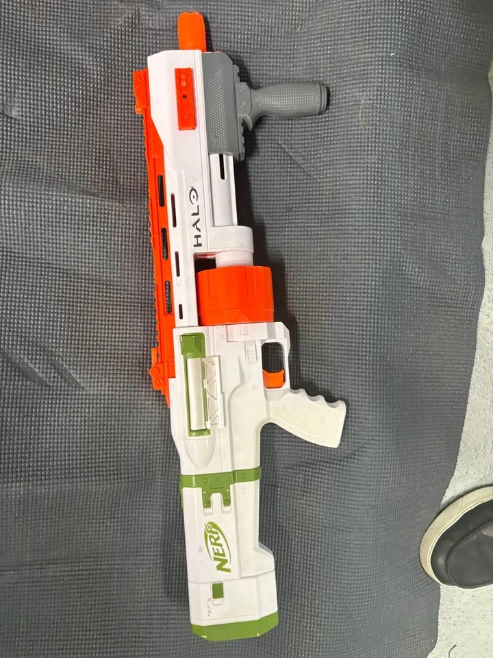 $30 ONO Nerf Halo Bulldog SG and Fortnite B-AR Blasters - photo 2