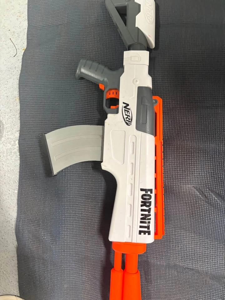 $30 ONO Nerf Halo Bulldog SG and Fortnite B-AR Blasters - photo 3