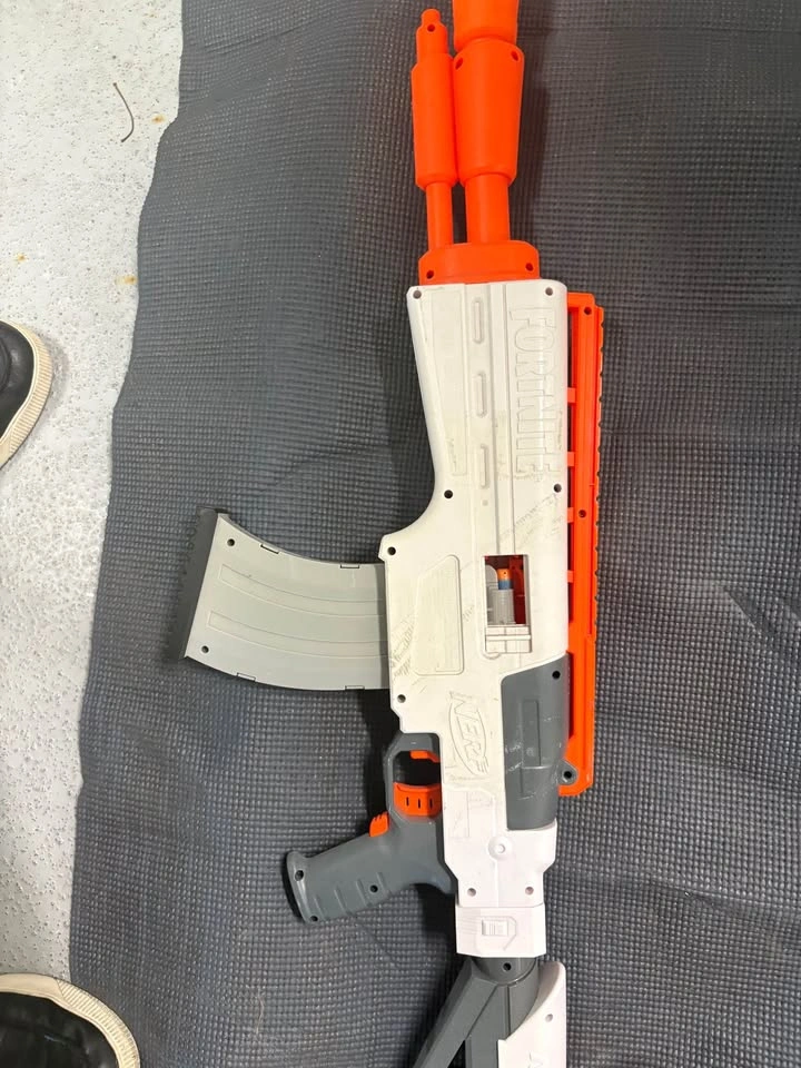 $30 ONO Nerf Halo Bulldog SG and Fortnite B-AR Blasters - photo 4
