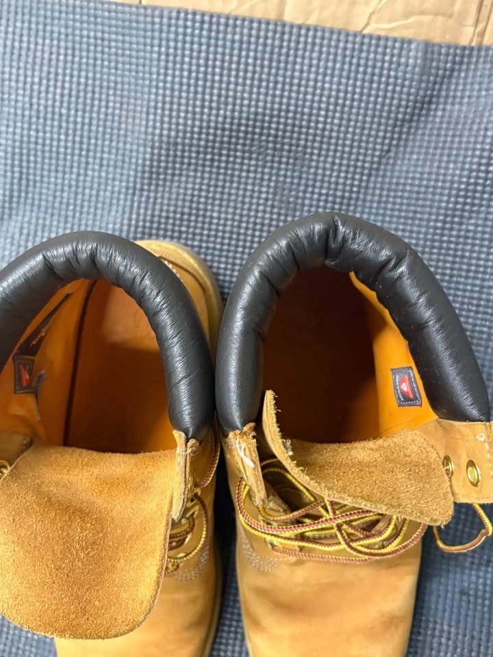 Timberland 6-Inch Premium Waterproof Boots Size 10M - photo 3
