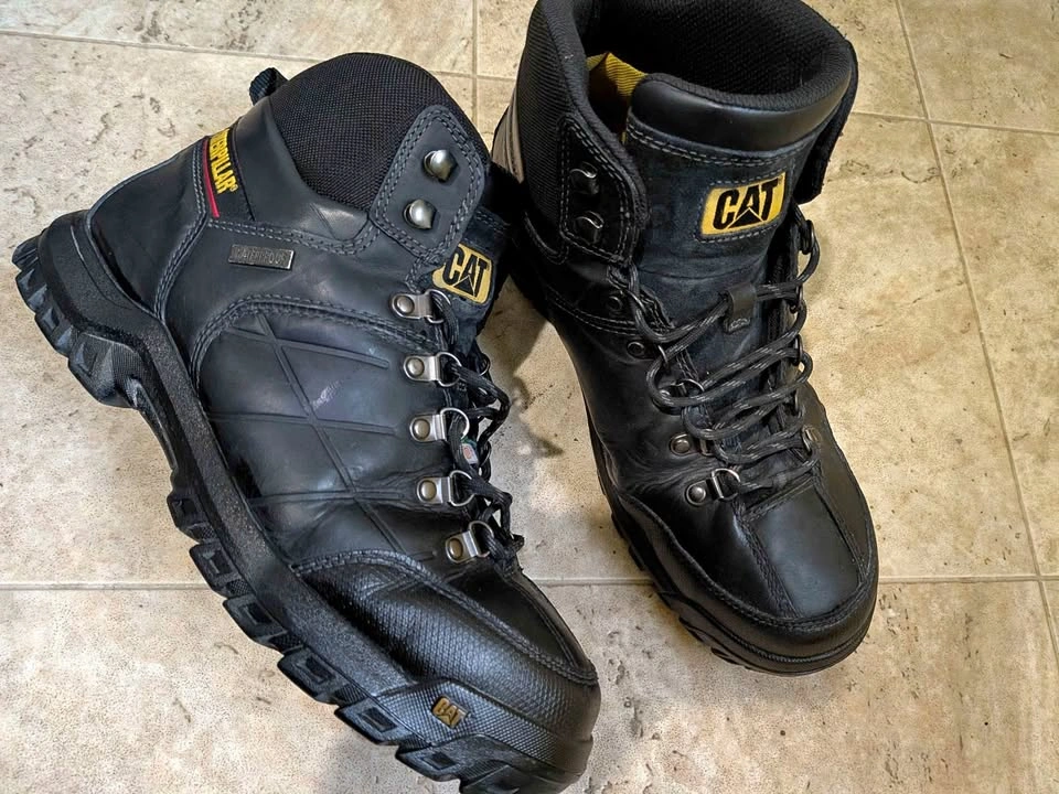 Safety/steel toe boots