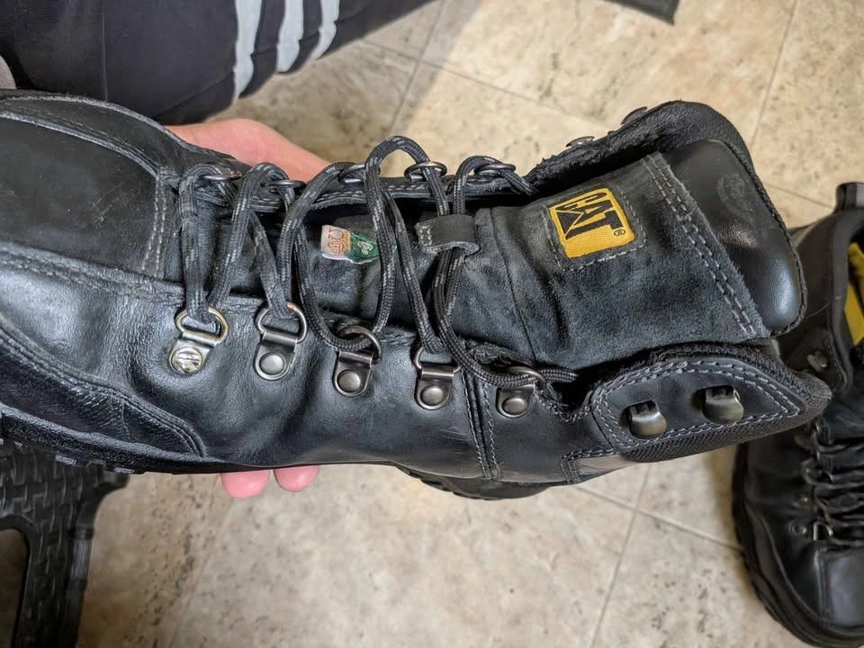 Safety/steel toe boots - photo 2