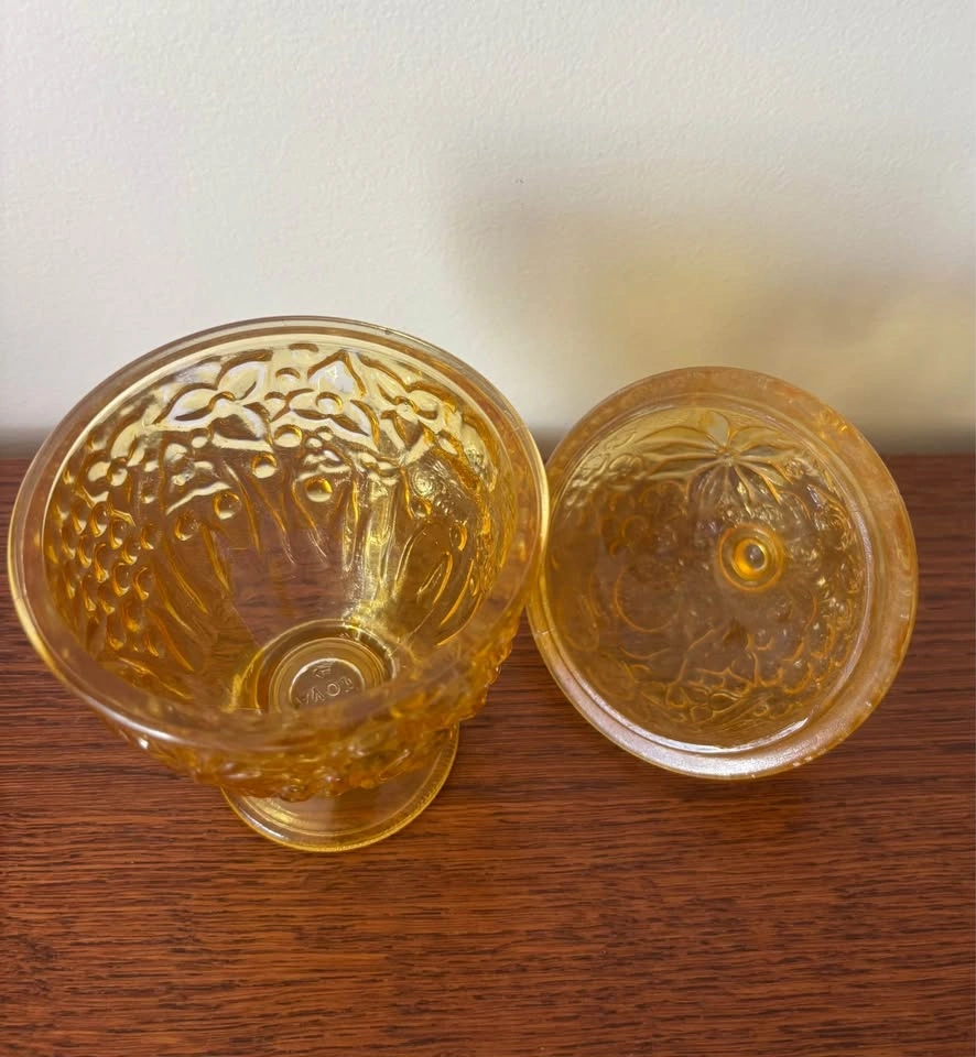 Vintage Avon Fostoria Amber Glass Lidded Candy Dish Harvest Patt - photo 2