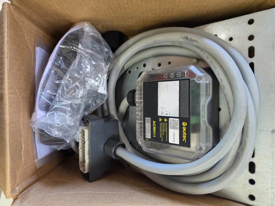 Autec GSS T8C Hoist Remote Control System – ACRH11 Receiver - photo 4