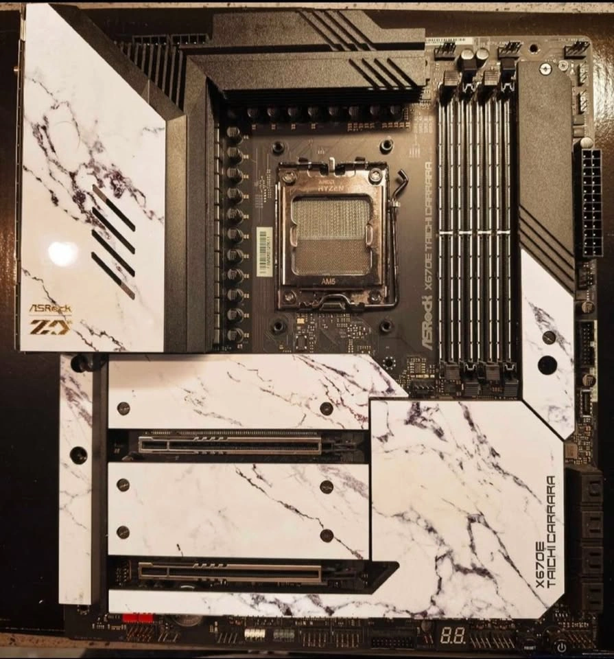 X670E Taichi Carrara - photo 2