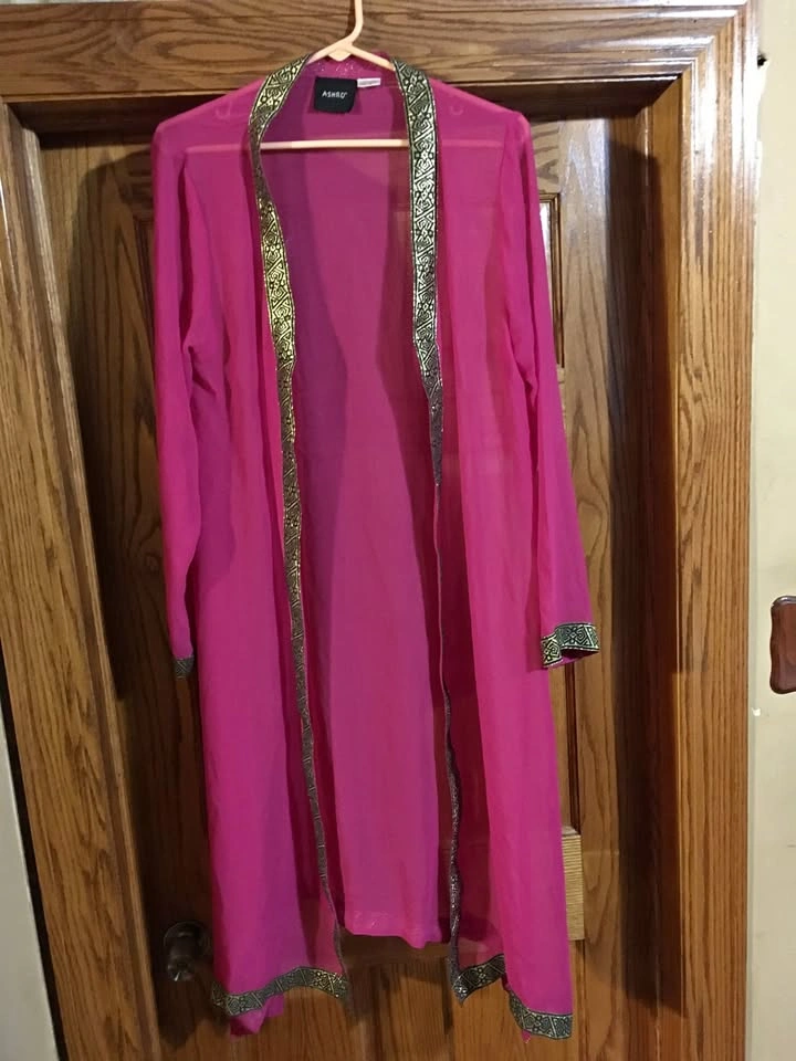 ASHRO Robe/Kimono Fuchsia Pink Black & Gold Trim Medium