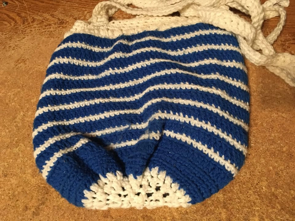 RELIC HANDBAG LEAVES AND BLUE & WHITE CROCHET HANDBAG TOTE - photo 3